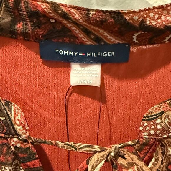 Tommy Hilfiger Red and Brown Paisley Blouse with Ruffle details size Large - Picture 2 of 9